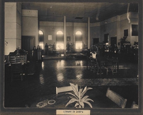 The library in 1920